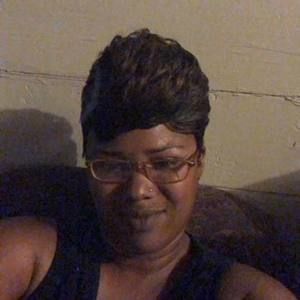 Meet your Posher, Stacy